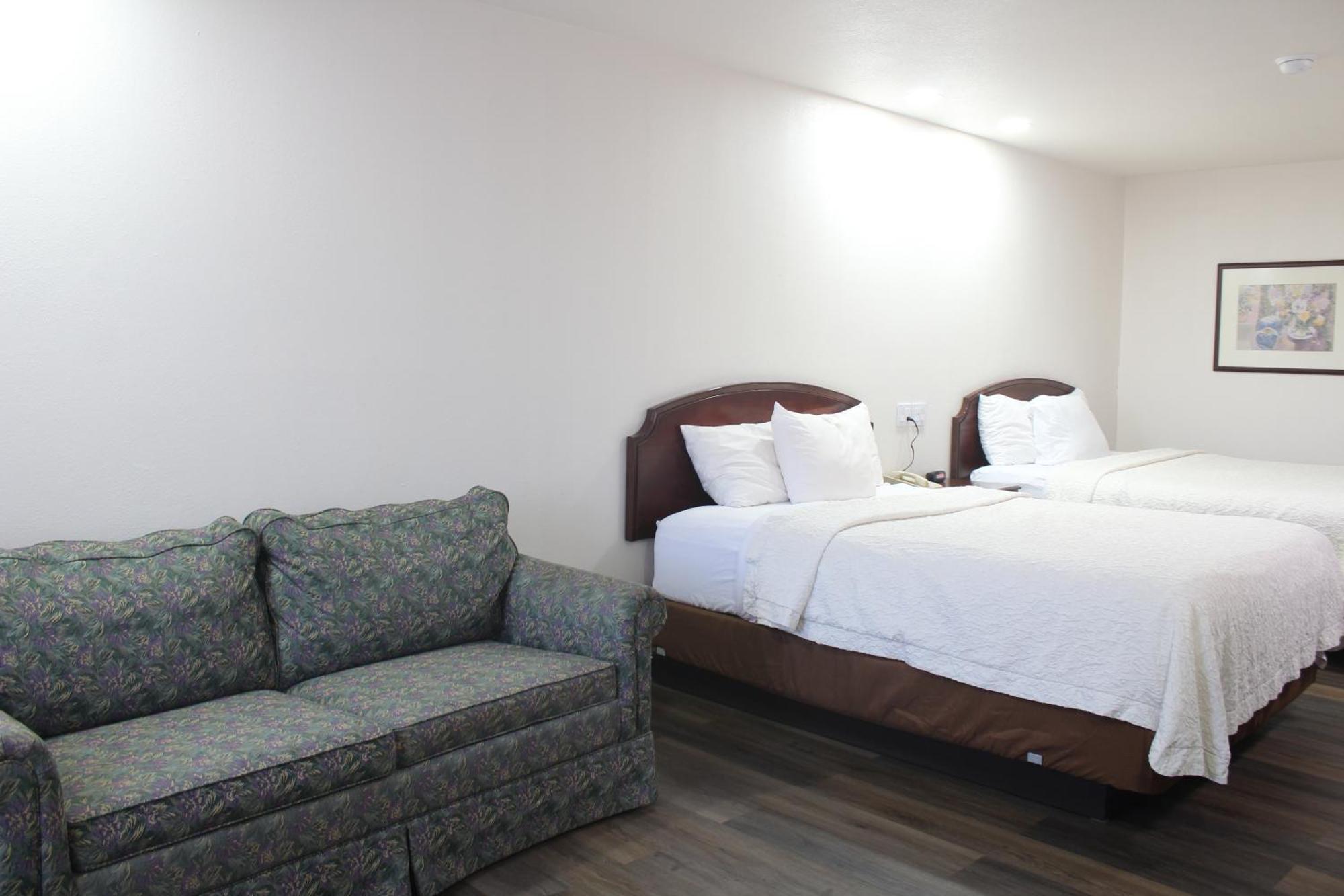Rodeway Inn Тикумкари Екстериор снимка