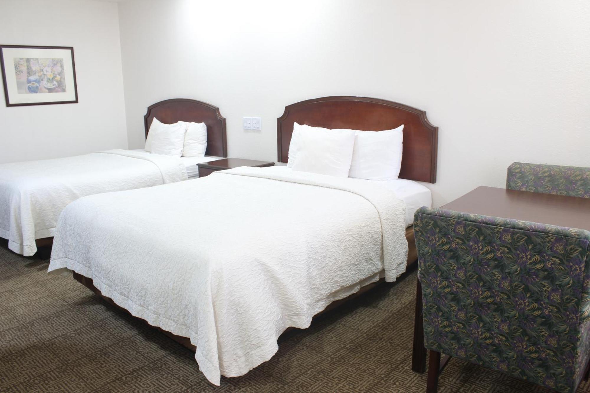 Rodeway Inn Тикумкари Екстериор снимка