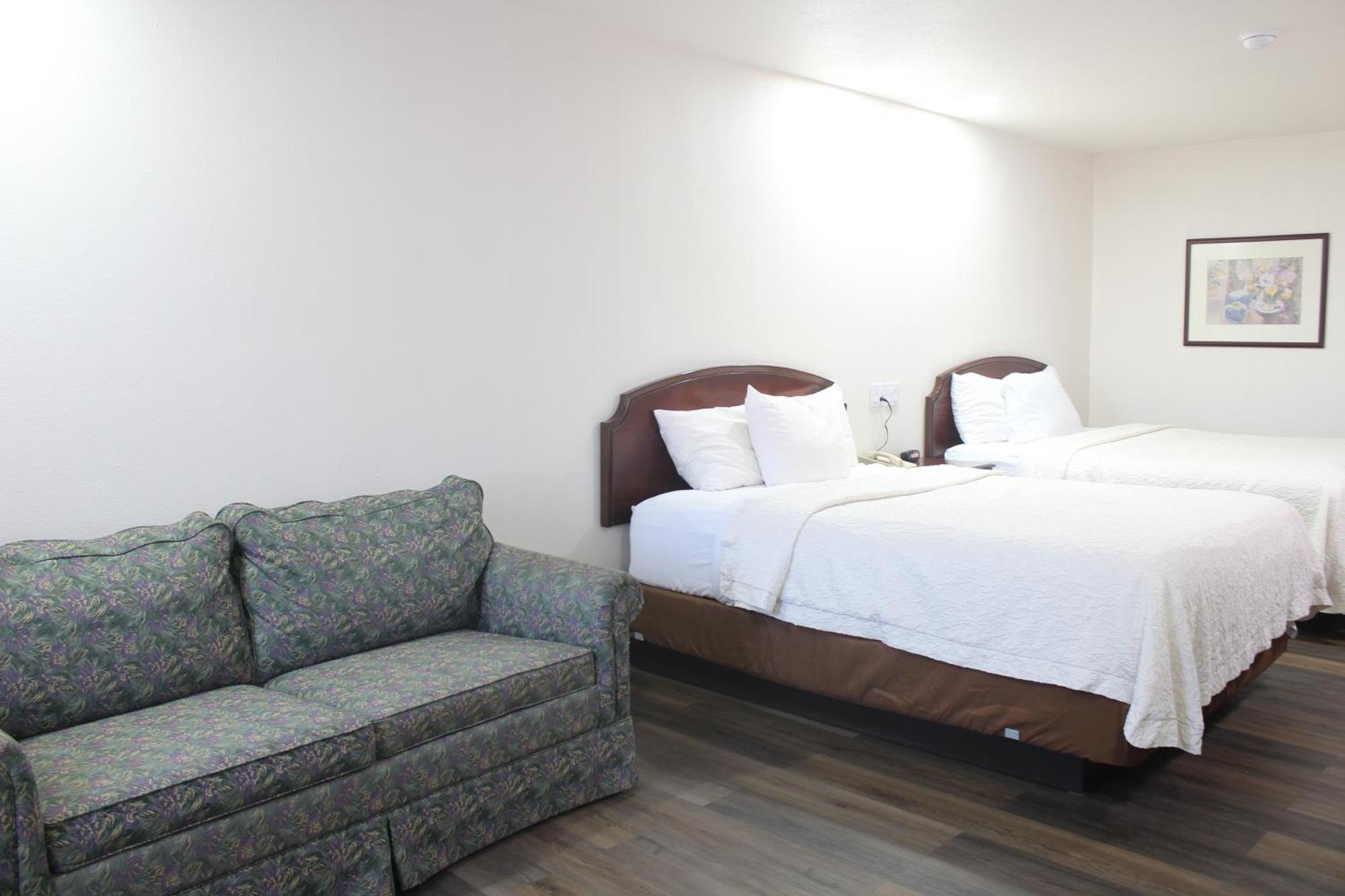 Rodeway Inn Тикумкари Екстериор снимка