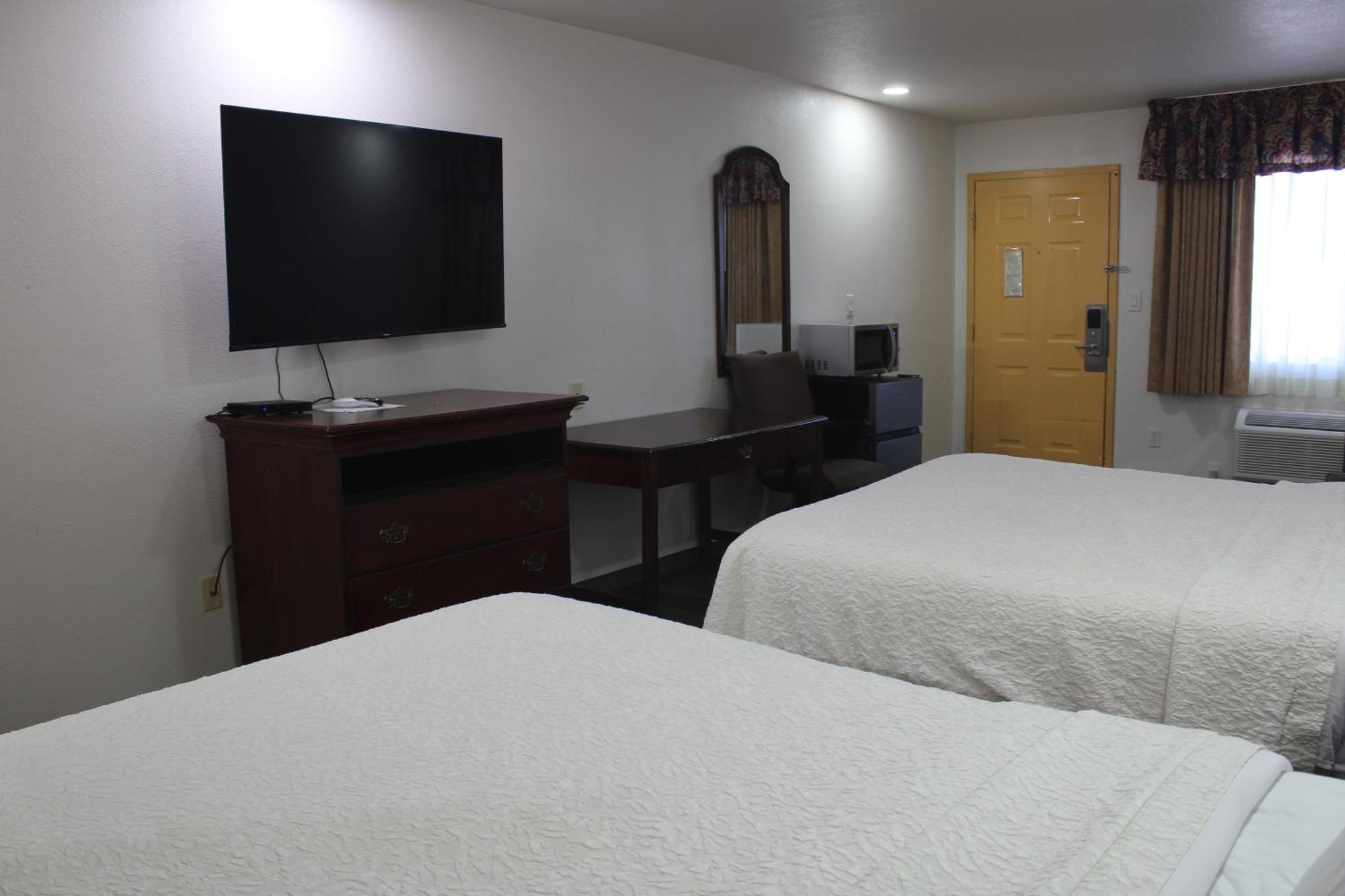 Rodeway Inn Тикумкари Екстериор снимка