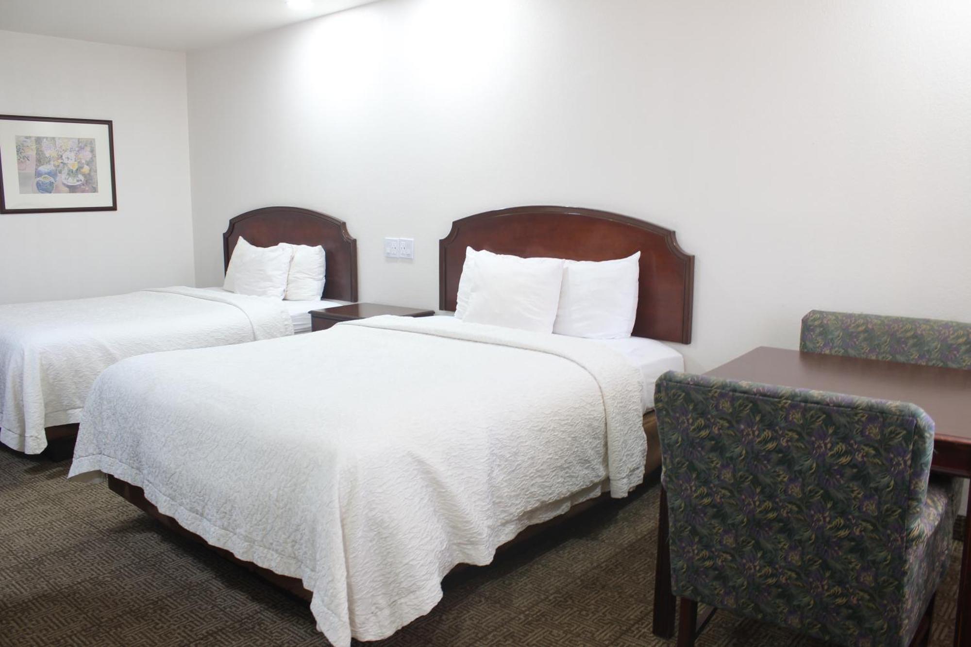Rodeway Inn Тикумкари Екстериор снимка
