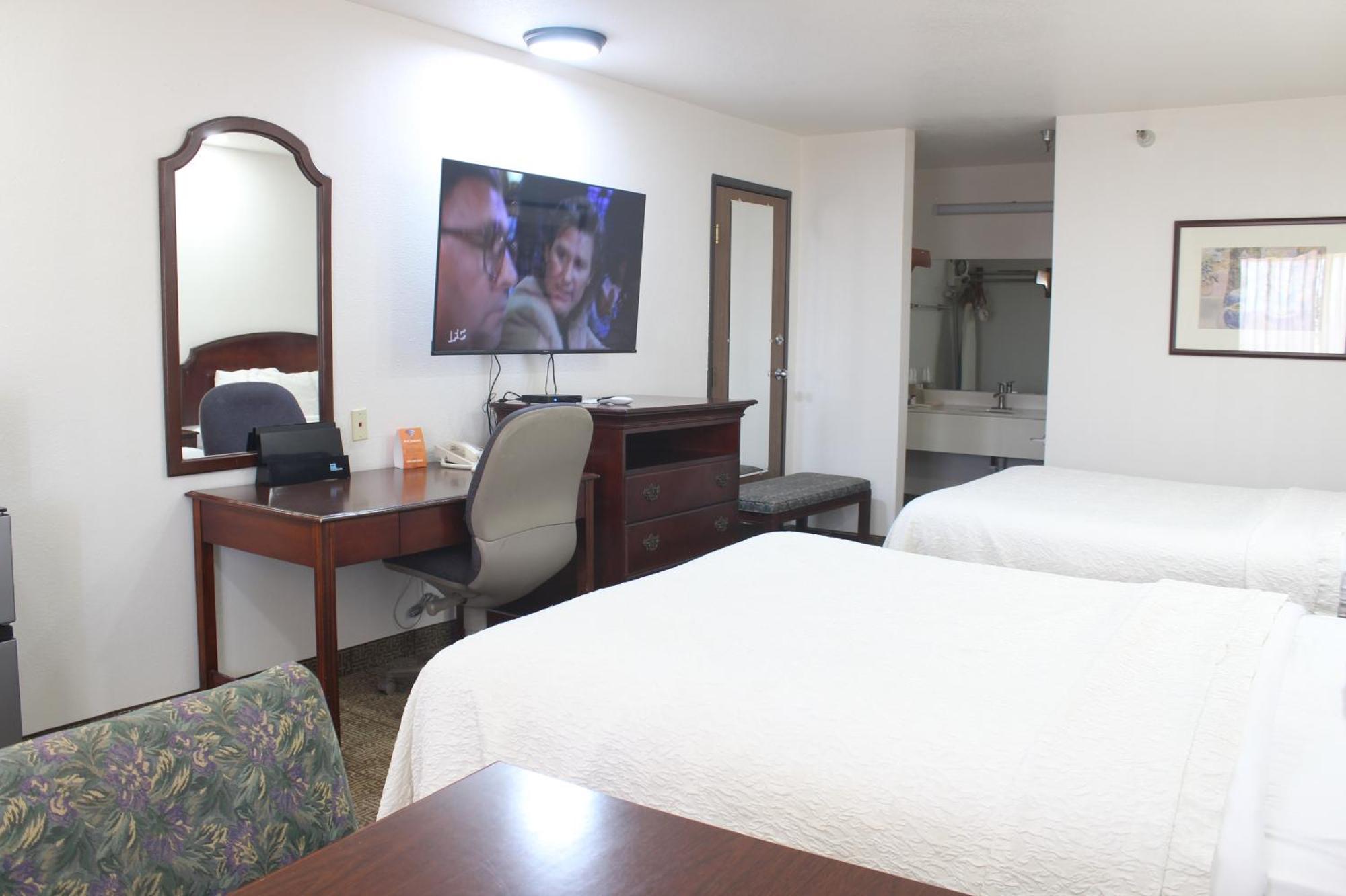 Rodeway Inn Тикумкари Екстериор снимка
