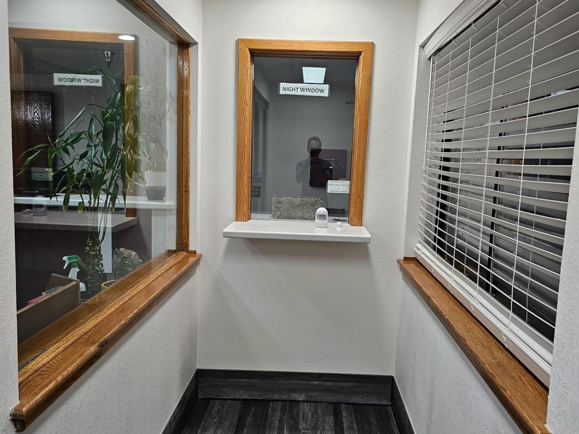 Rodeway Inn Тикумкари Екстериор снимка